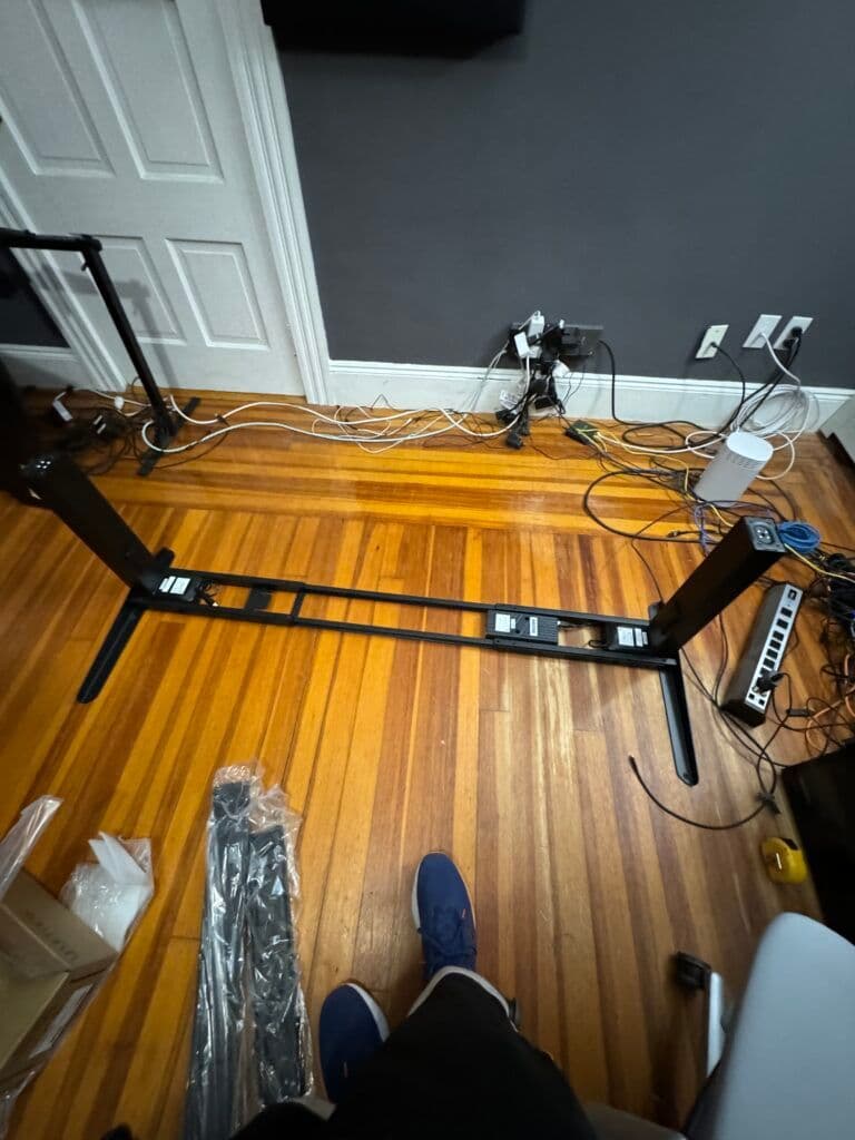 AZ Studio Workstations Elite assembly